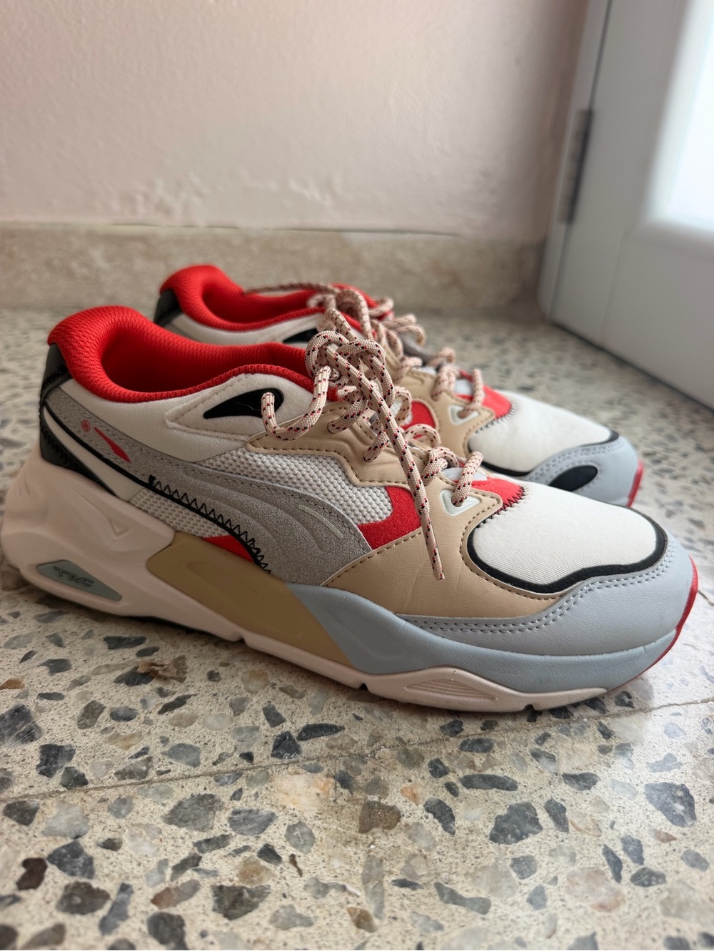 Puma Multicolor Beige Gray Red Low-Top Sneakers